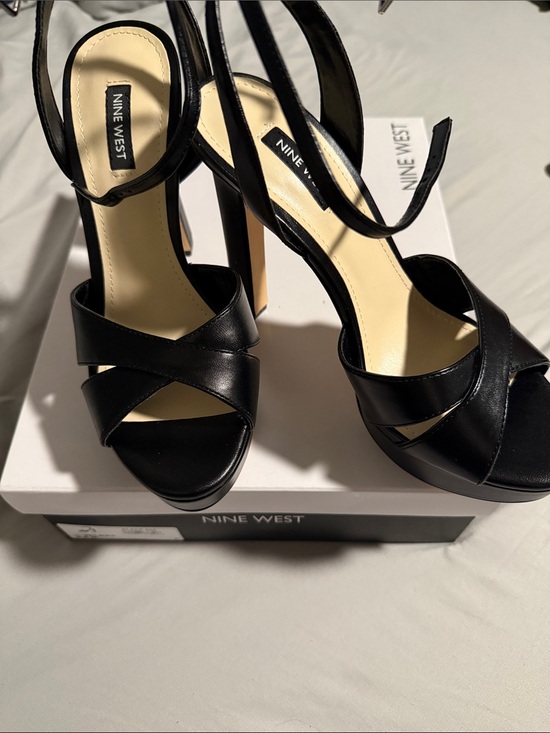 Nine West Shoes - Nine West Wilda3 Black Crisscross Platform Heel 8.5 NEW